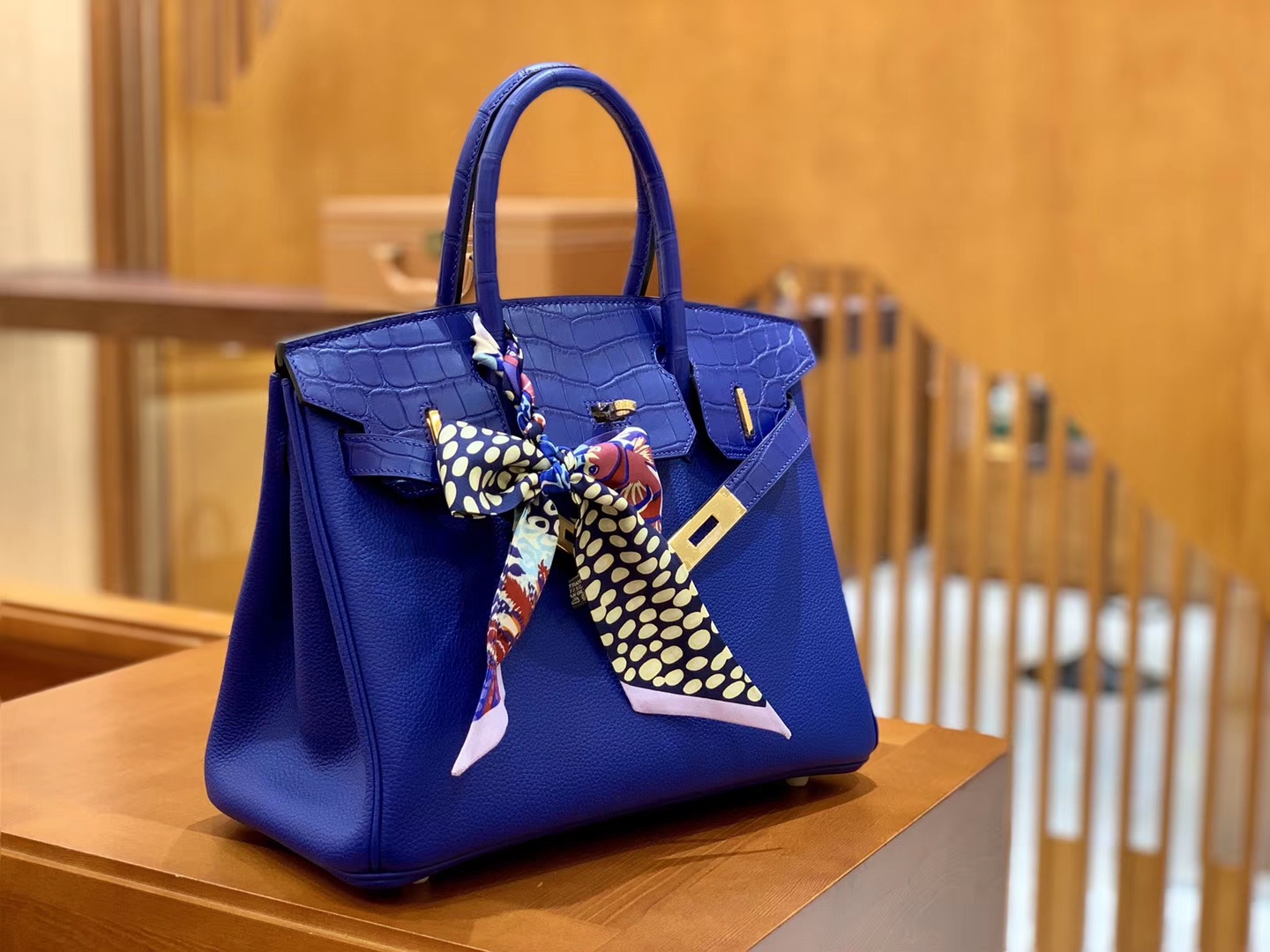 Hermès（爱马仕）Birkin Touch 铂金包 琉璃蓝 鳄鱼皮拼德国togo牛皮 全手工缝制 金扣 30cm