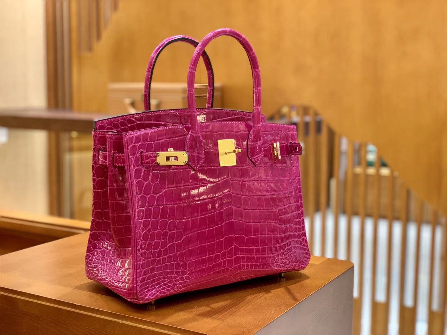 Hermès（爱马仕）Birkin 30cm 天方夜谭紫 金扣 一级皮 尼罗鳄鱼皮 臻品级别