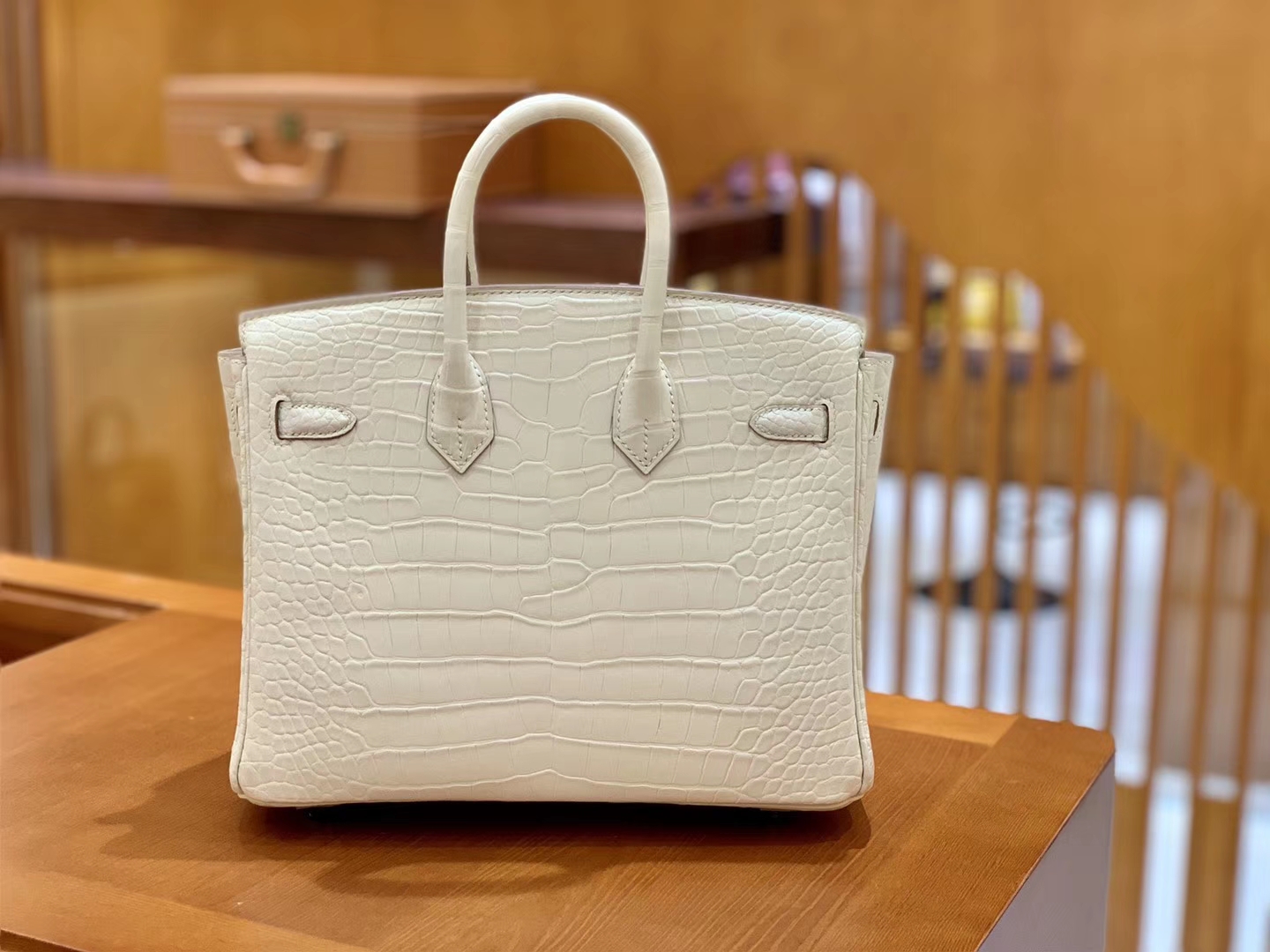 Hermès（爱马仕）Birkin 铂金包 羊毛白 一级皮 尼罗鳄鱼皮 臻品级别 金扣 25cm
