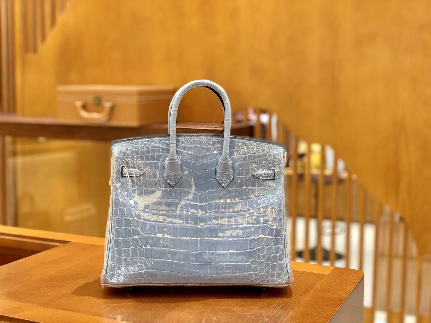 Hermès（爱马仕）Birkin 铂金包 北方蓝 一级皮 尼罗鳄鱼皮 臻品级别 金扣 25cm
