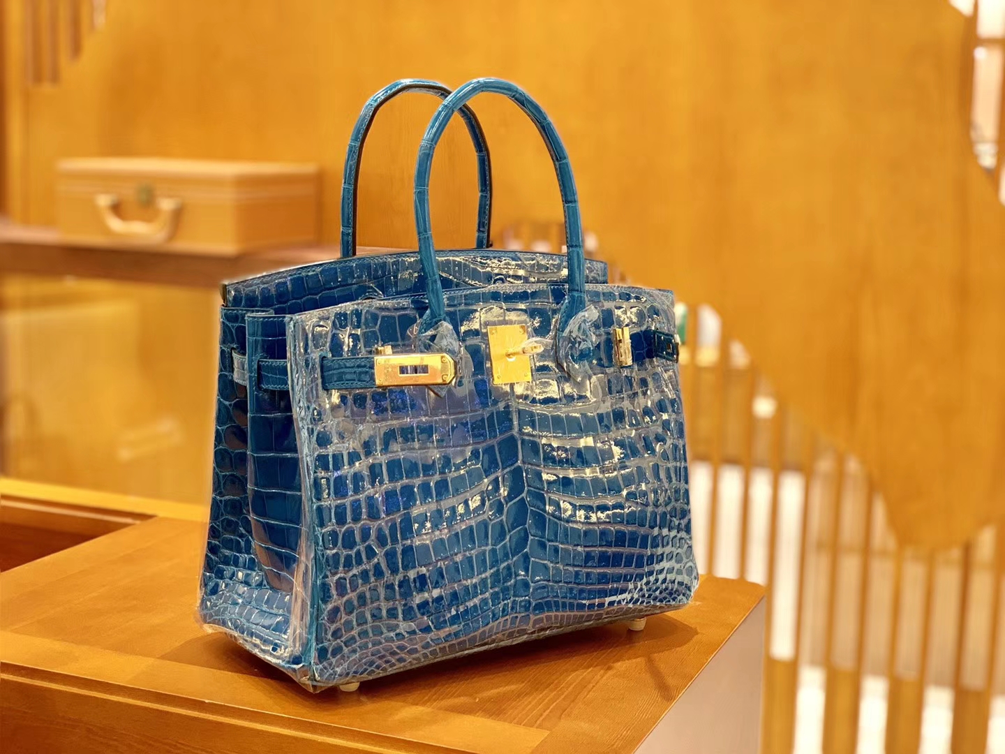 Hermès（爱马仕）Birkin 铂金包 伊滋密尔蓝 一级皮 尼罗鳄鱼皮 臻品级别 金扣 30cm
