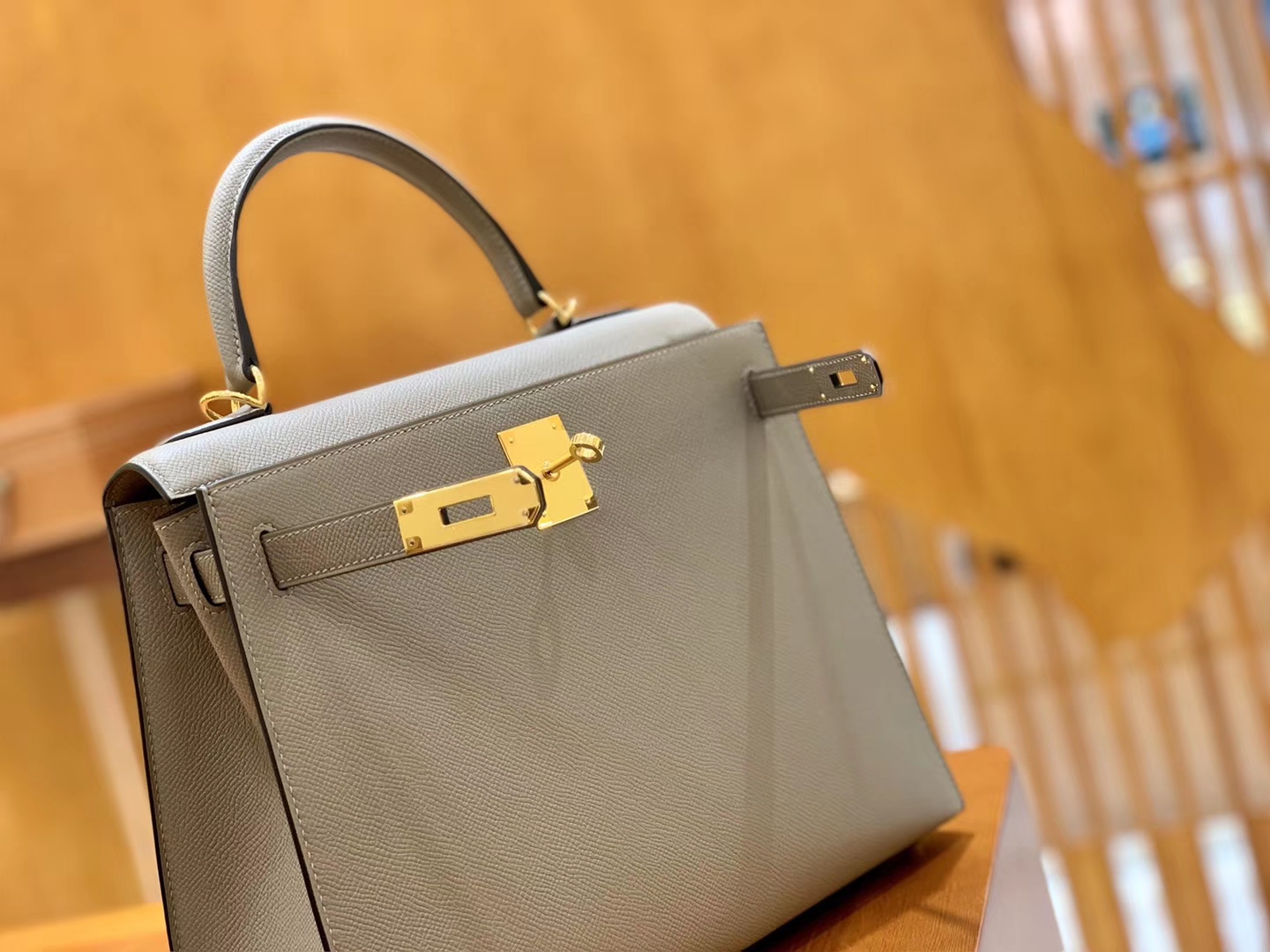 Hermès（爱马仕）Kelly 凯莉包 银河灰 掌纹牛皮德国进口原料 全手缝制 金扣 28cm 现货
