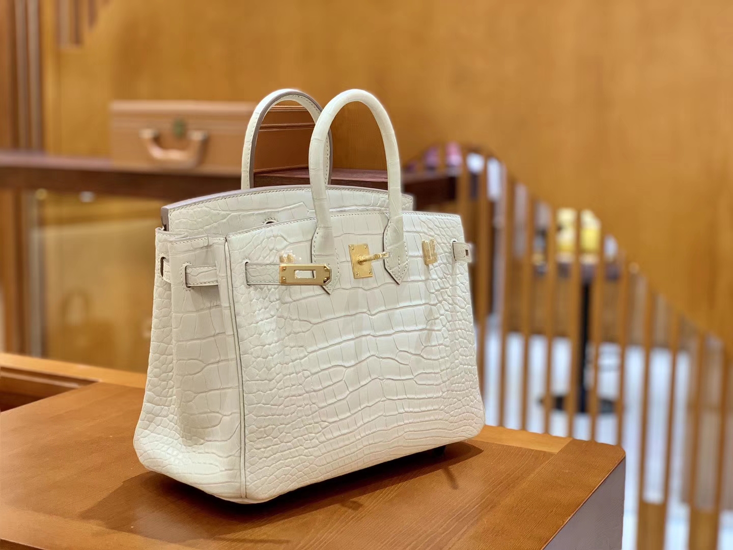 Hermès（爱马仕）Birkin 铂金包 羊毛白 一级皮 尼罗鳄鱼皮 臻品级别 金扣 25cm
