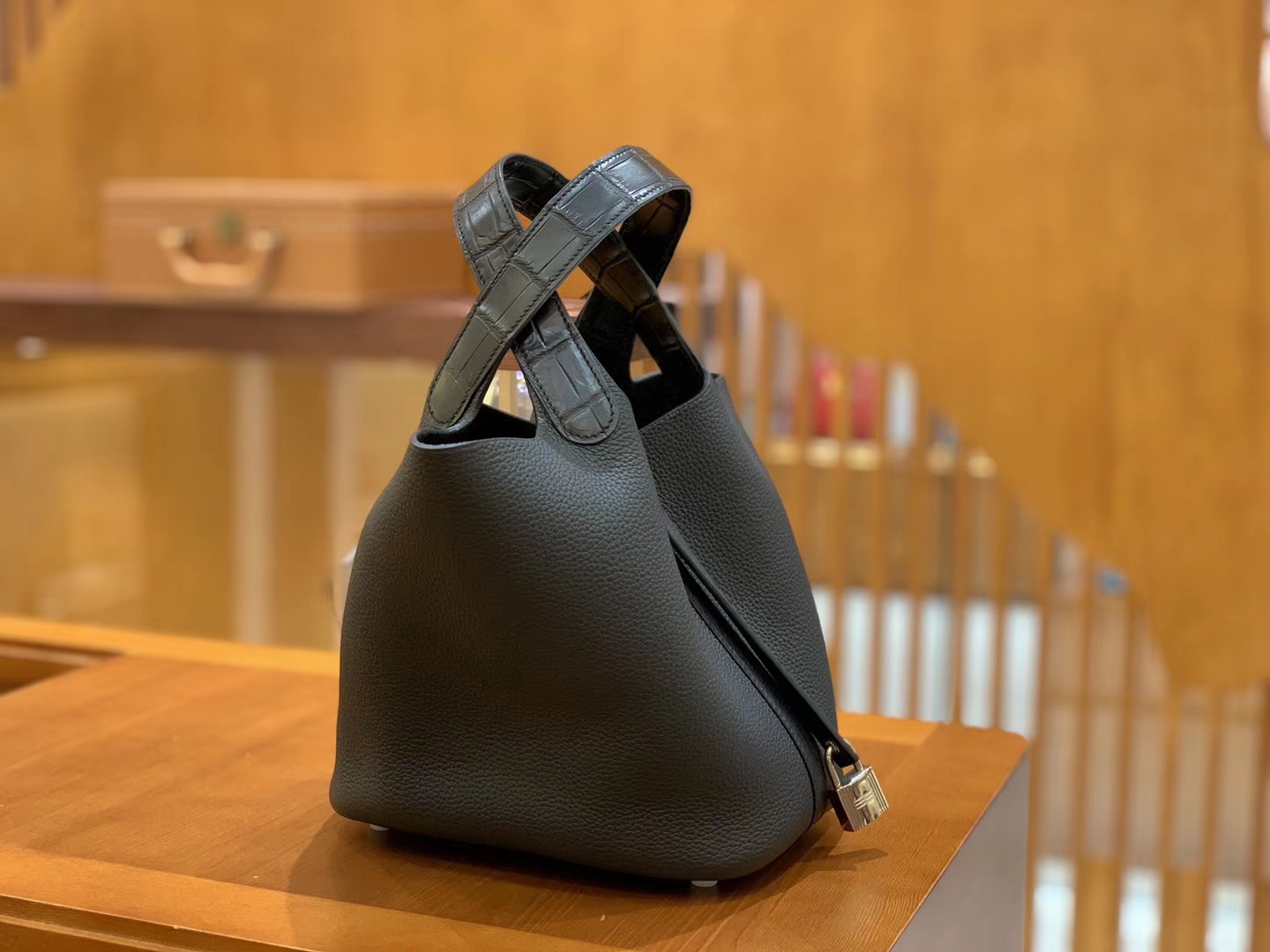 Hermès（爱马仕）Piction 18cm 经典黑 银扣 鳄鱼皮拼牛皮 全手工缝制 现货