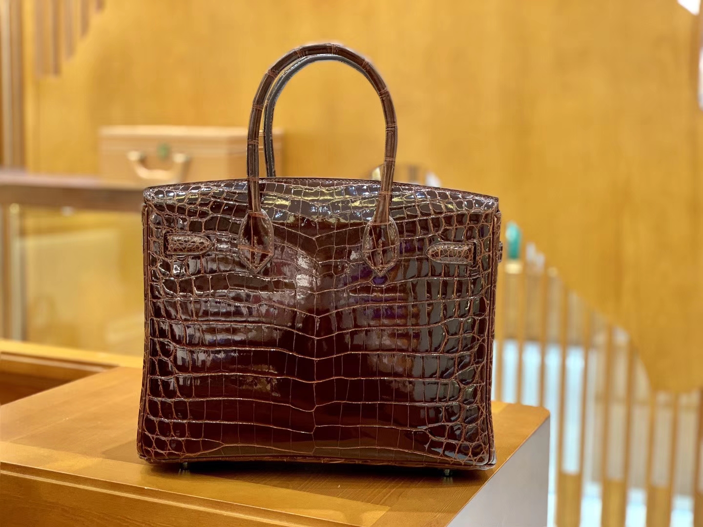 Hermès（爱马仕）Birkin 30cm 深啡色 金扣 一级皮 尼罗鳄鱼皮 臻品级别