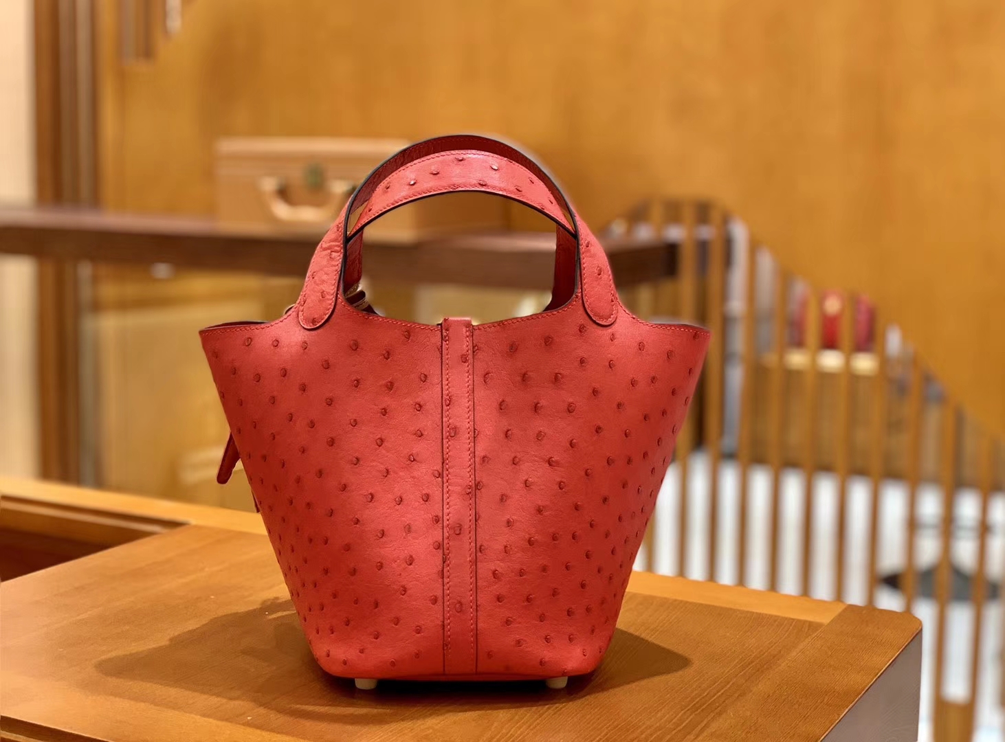 Hermès（爱马仕）Piction 18cm 国旗红 爱心红 金扣 鸵鸟皮 全手工缝制 现货