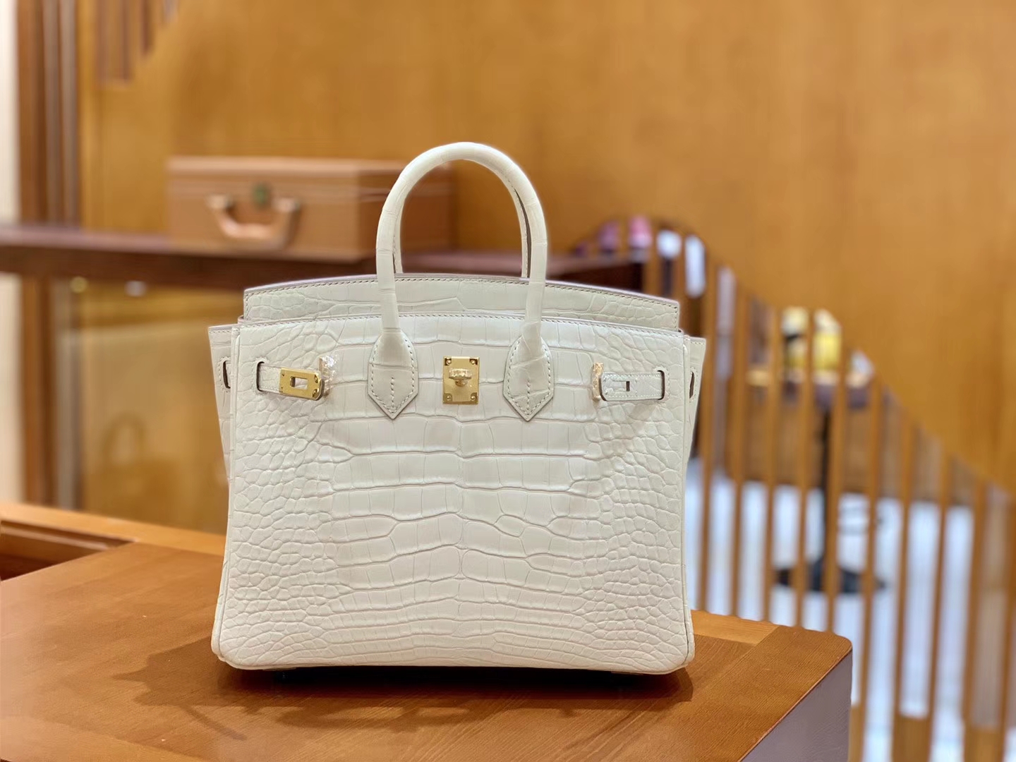 Hermès（爱马仕）Birkin 铂金包 羊毛白 一级皮 尼罗鳄鱼皮 臻品级别 金扣 25cm
