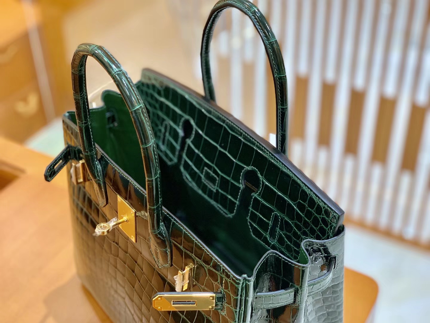 Hermès（爱马仕）Birkin 30cm 祖母绿 金扣 一级皮湾鳄鱼皮 臻品级别