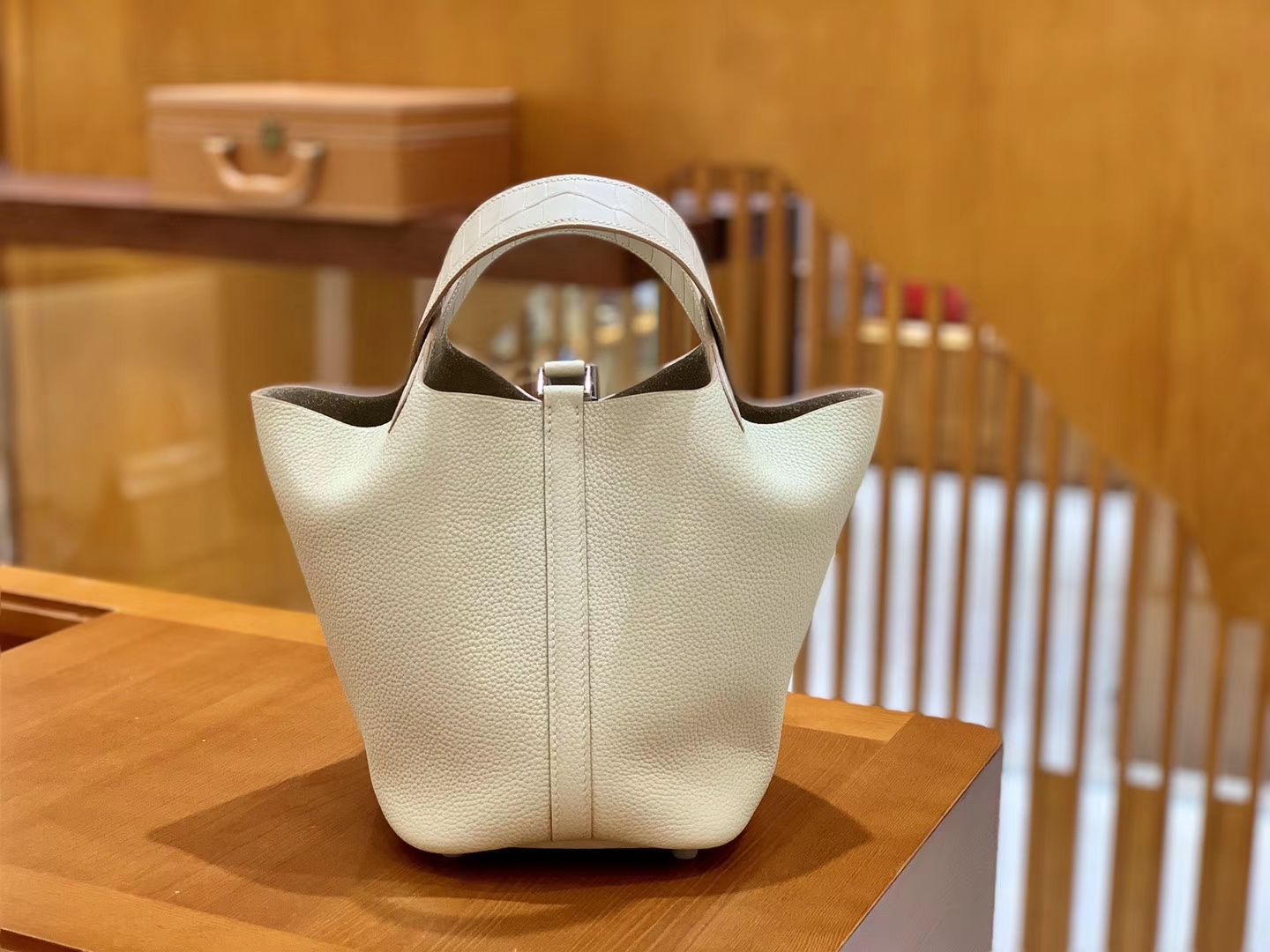 Hermès（爱马仕）Piction 18cm 奶昔白 银扣 鳄鱼皮拼牛皮 全手工缝制 现货