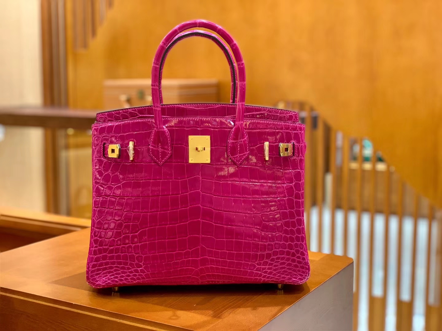 Hermès（爱马仕）Birkin 30cm 天方夜谭紫 金扣 一级皮 尼罗鳄鱼皮 臻品级别