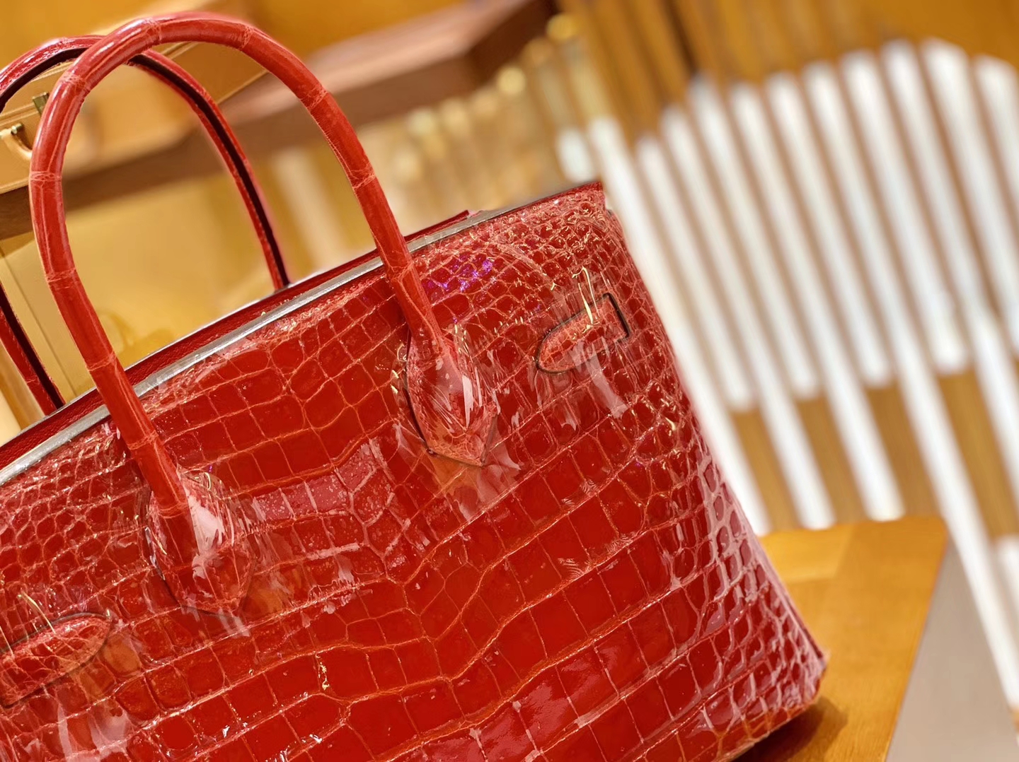 Hermès（爱马仕）Birkin 铂金包 法拉利红 一级皮 尼罗鳄鱼皮 臻品级别 金扣 30cm