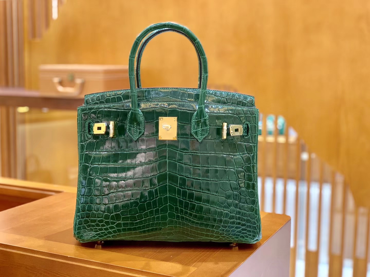Hermès（爱马仕）Birkin 铂金包 孔雀绿 一级皮 尼罗鳄鱼皮 臻品级别 金扣 30cm