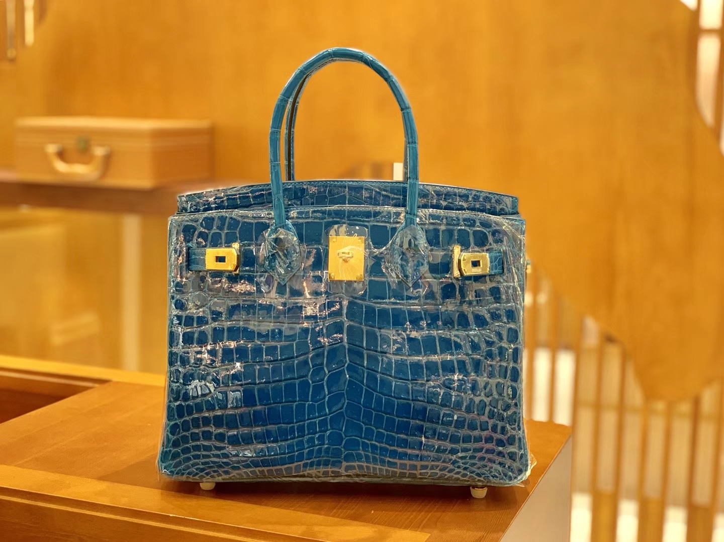 Hermès（爱马仕）Birkin 铂金包 伊滋密尔蓝 一级皮 尼罗鳄鱼皮 臻品级别 金扣 30cm