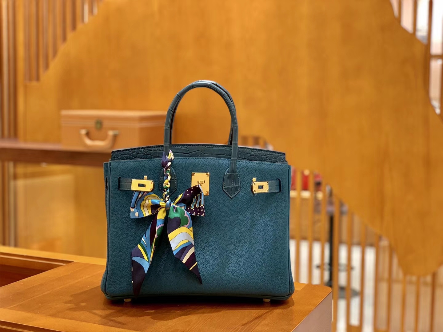 Hermès（爱马仕）Birkin Touch 铂金包 祖母蓝 Touch 牛皮拼鳄鱼皮 金扣 25cm