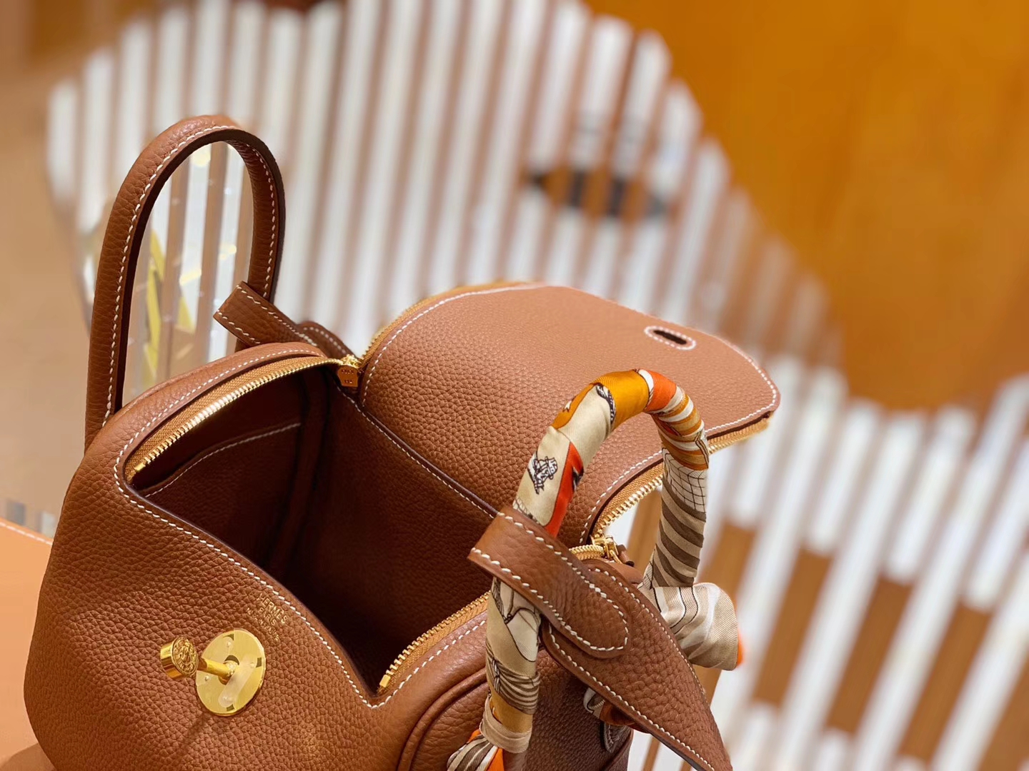 Hermès（爱马仕）Mini Lindy 18cm 金棕色 德国进口togo牛皮 全手工