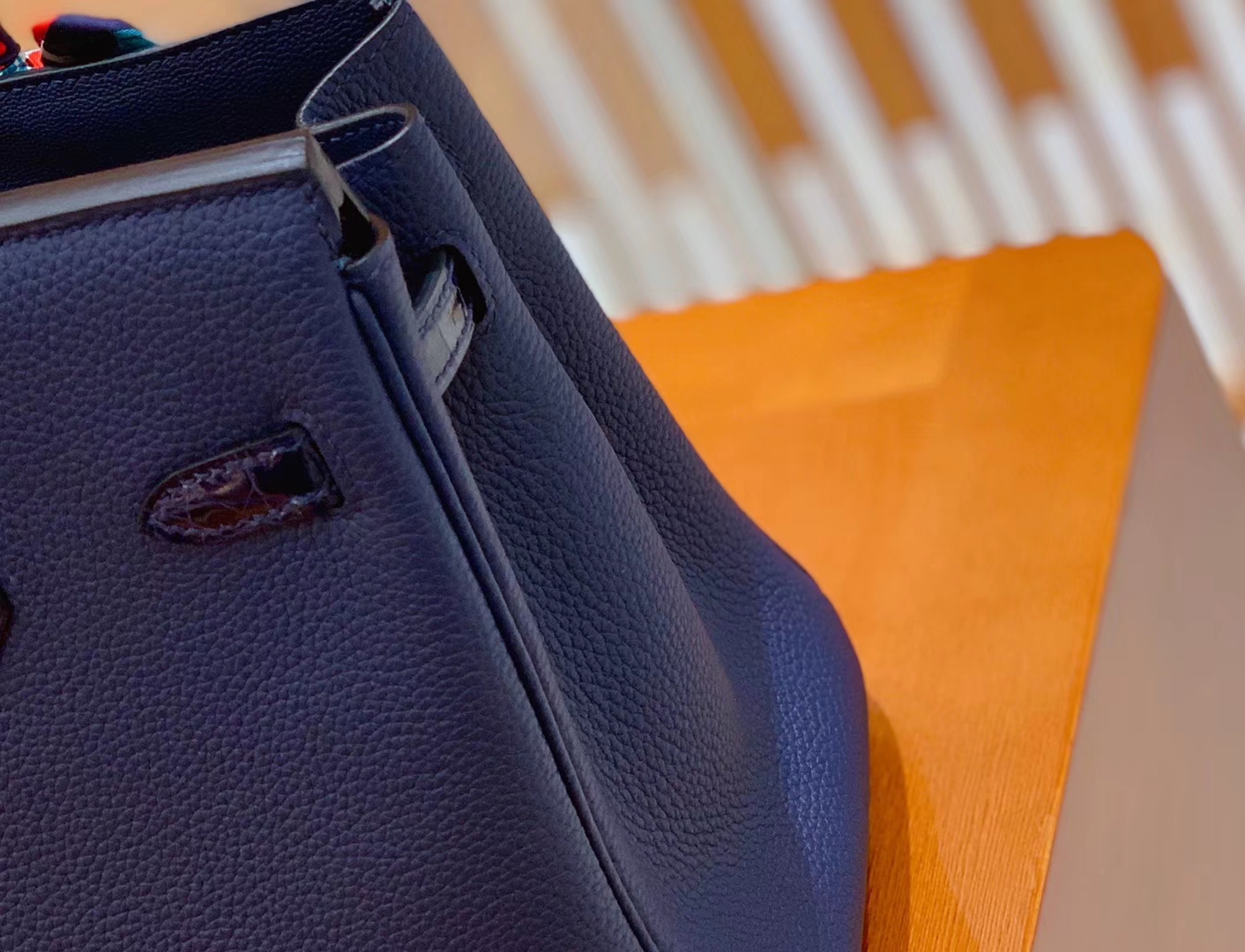 Hermès（爱马仕）Birkin Touch 铂金包 深蓝色 牛皮拼鳄鱼皮 金扣 25cm