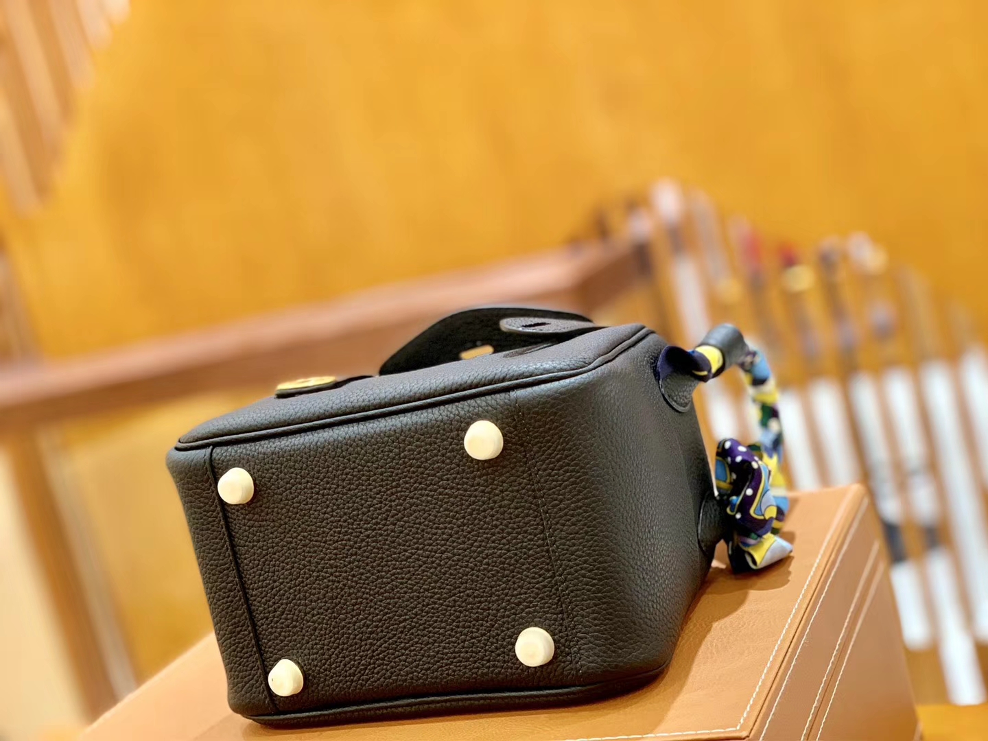 Hermès（爱马仕）Mini Lindy 18cm 经典黑 金扣 德国进口Togo牛皮 全手工缝制