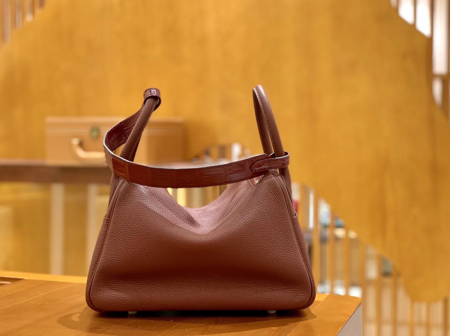 Hermès（爱马仕）Lindy 26cm 爱马仕红 银扣 鳄鱼皮拼togo 全手工缝制