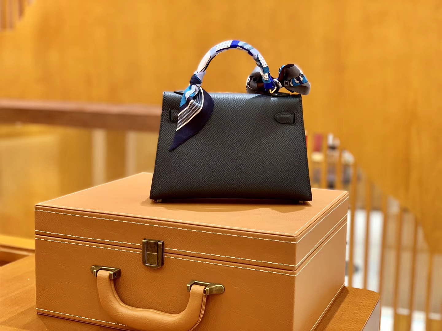 Hermès（爱马仕）MiniKelly 迷你凯莉 掌纹牛皮 午夜蓝 2代 19cm