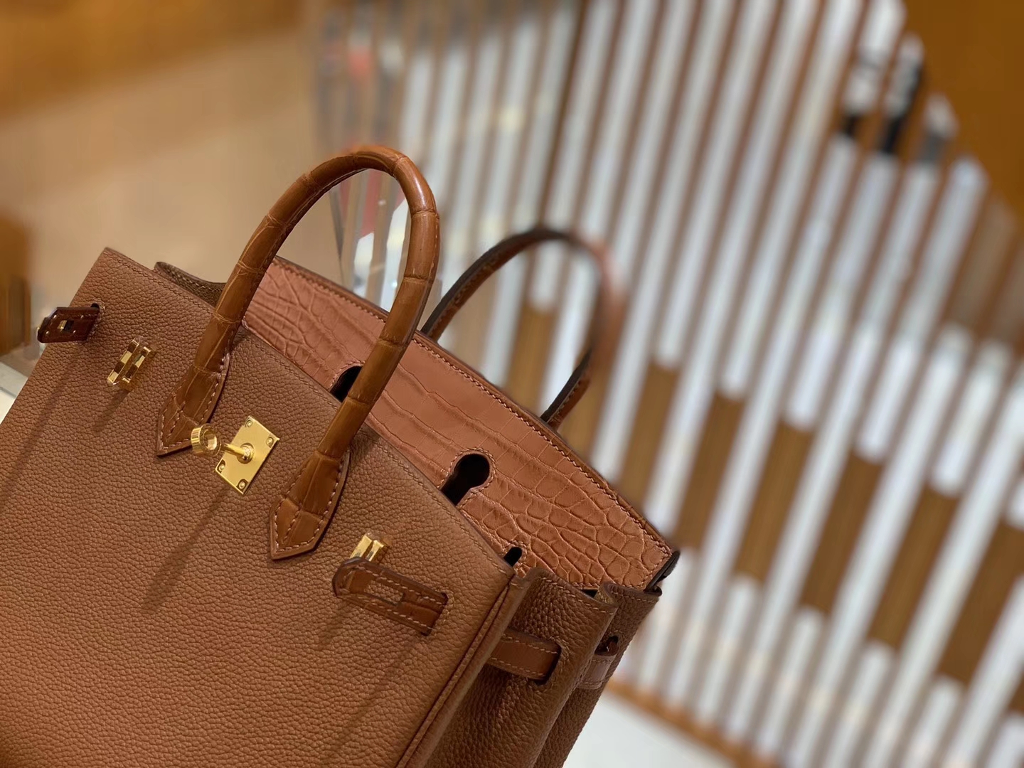 Hermès（爱马仕）Birkin Touch 25cm 焦糖 金棕 金扣 哑光鳄鱼皮 拼小牛皮 新货