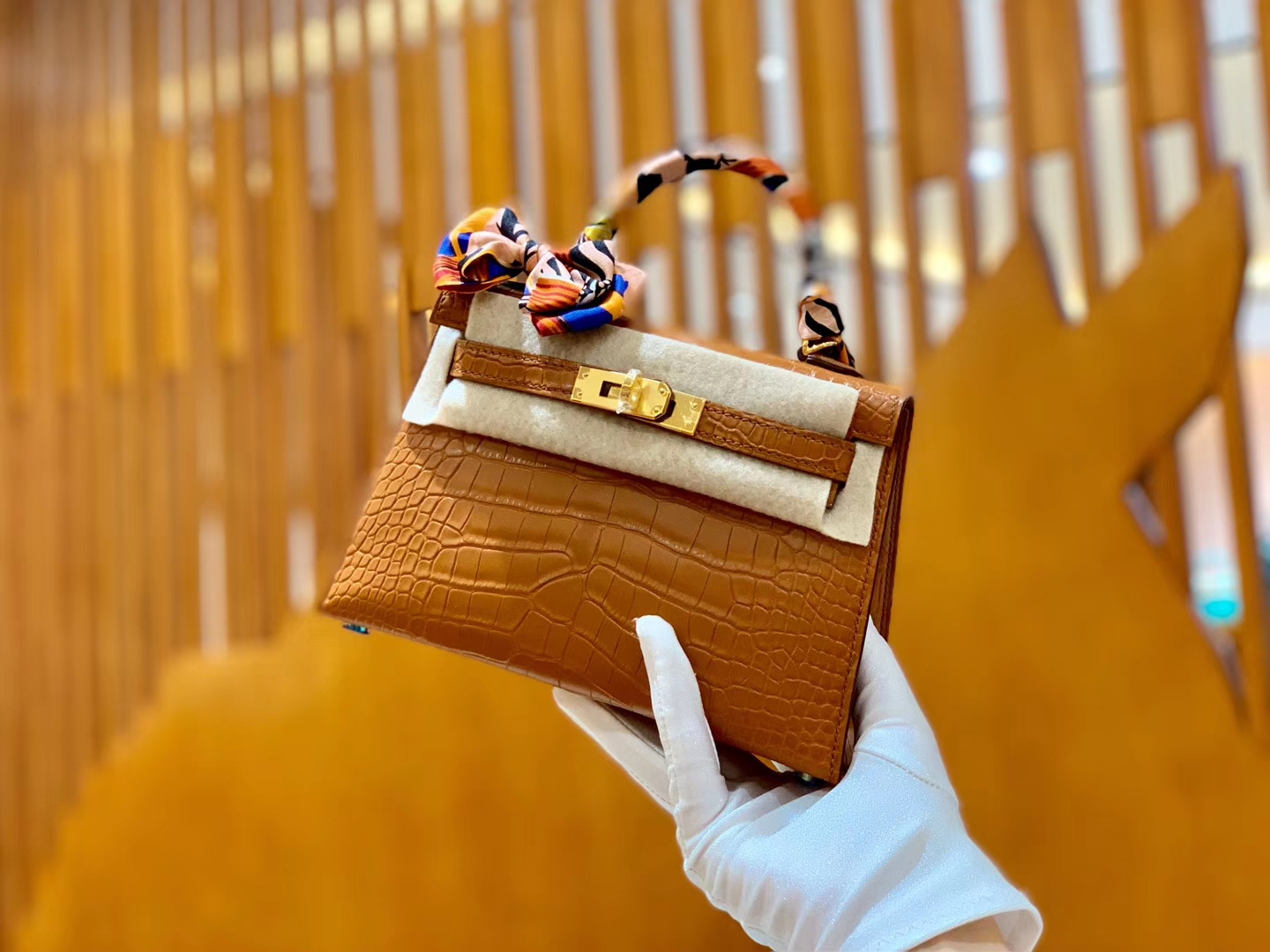 Hermès（爱马仕）Mini Kelly 19cm 金棕色 金扣 一级 美洲 鳄鱼皮 臻品级别