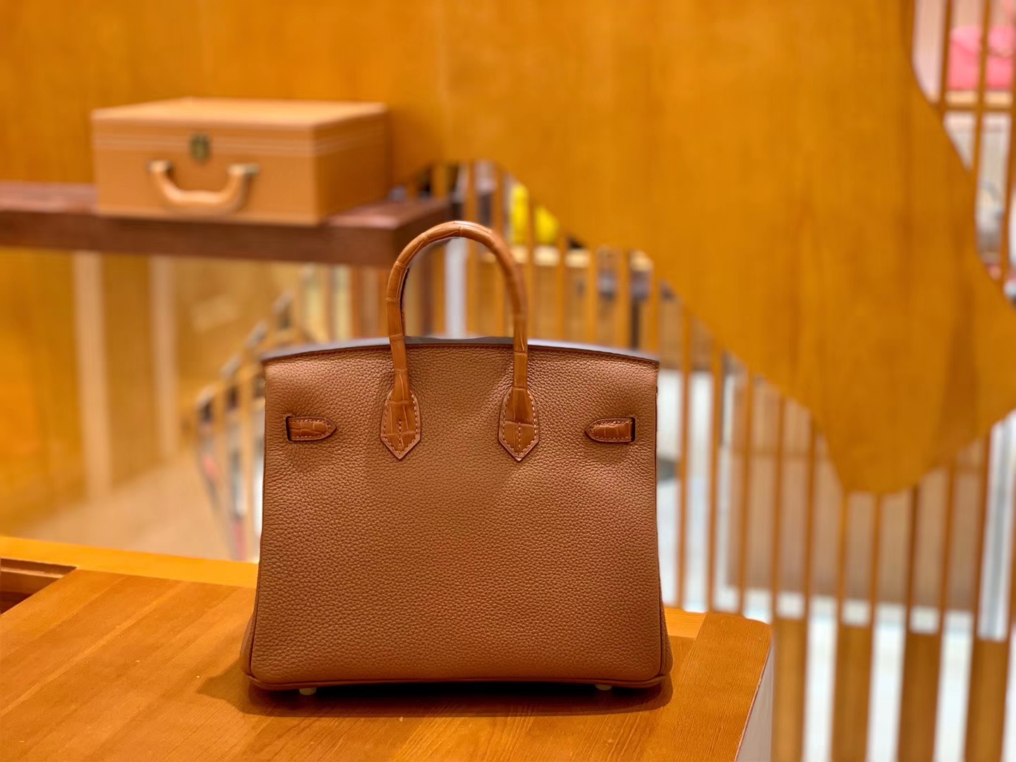 Hermès（爱马仕）Birkin Touch 25cm 焦糖 金棕 金扣 哑光鳄鱼皮 拼小牛皮 新货