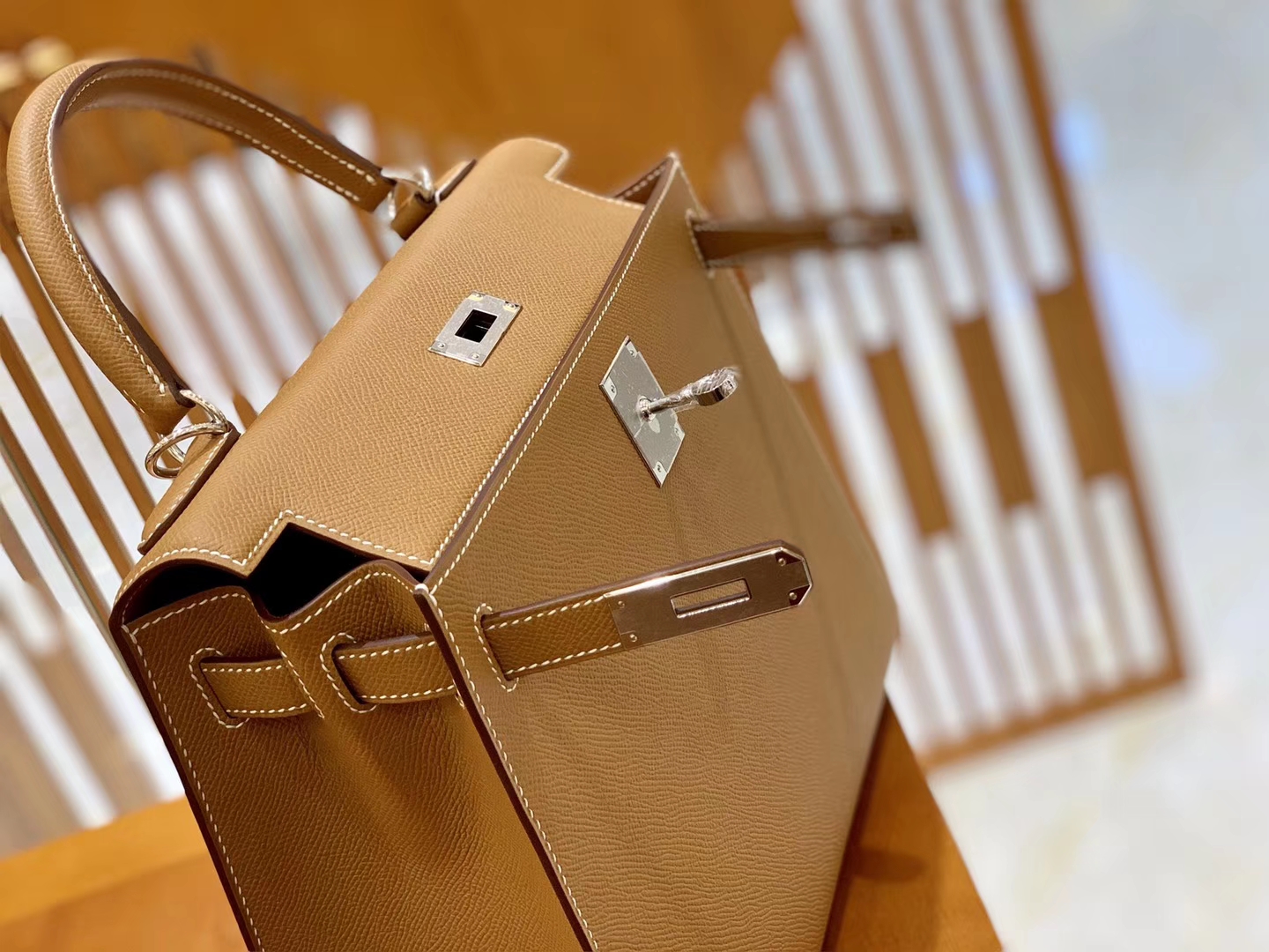 Hermès（爱马仕）Kelly 28cm 金棕色 银扣 Epsom掌纹牛皮 全手工缝制 臻品级别
