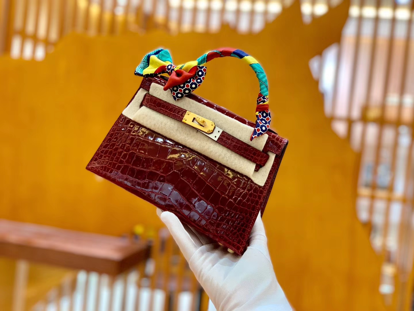 Hermès（爱马仕）Mini Kelly 19cm 波尔多酒红 金扣 一级 美洲 鳄鱼皮 臻品级别