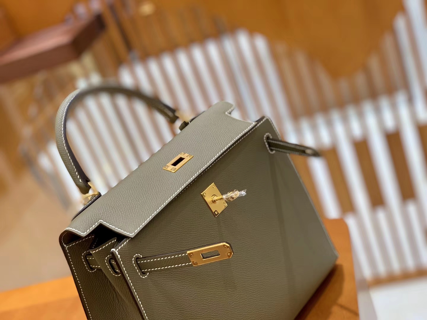 Hermès（爱马仕）Kelly 28cm 大象灰 金扣 Epsom掌纹牛皮 全手工缝制 臻品级别