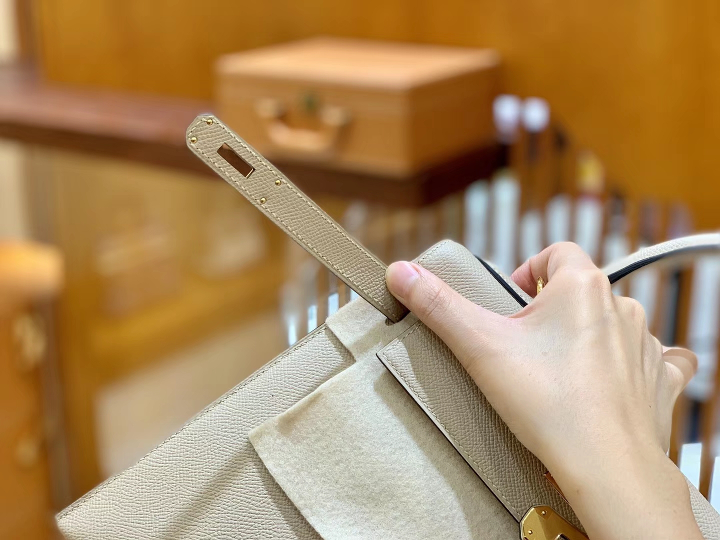 Hermès（爱马仕）Kelly 28cm 斑鸠灰 金扣 Epsom掌纹牛皮 全手工缝制 臻品级别