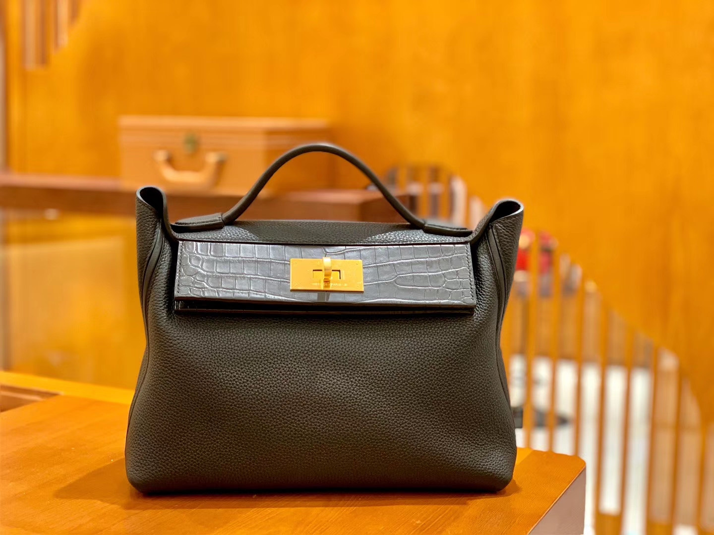 Hermès（爱马仕）Kelly-2424 黑色 原厂御用顶级小牛皮拼鳄鱼皮 togo 金扣 29cm
