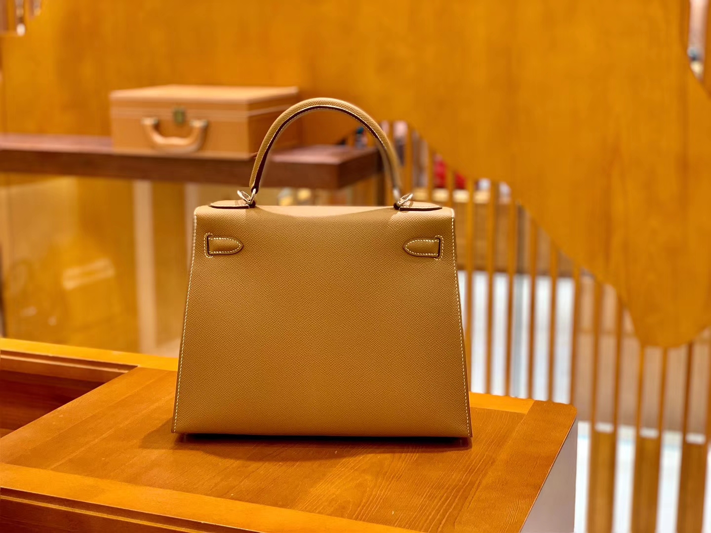 Hermès（爱马仕）Kelly 28cm 金棕色 银扣 Epsom掌纹牛皮 全手工缝制 臻品级别