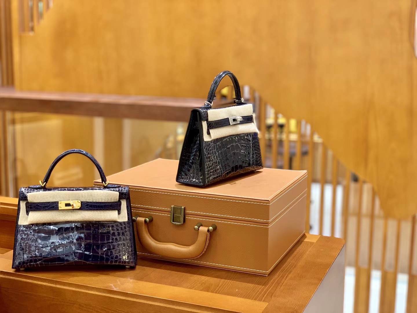 Hermès（爱马仕）Mini Kelly 19cm 午夜蓝 银扣 一级 美洲 鳄鱼皮 臻品级别