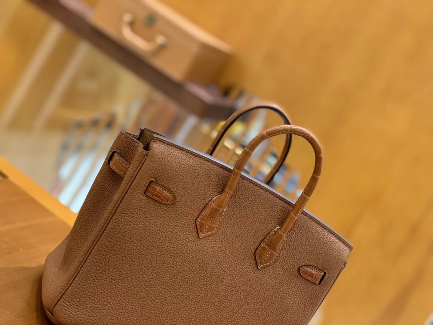 Hermès（爱马仕）Birkin Touch 25cm 焦糖 金棕 金扣 哑光鳄鱼皮 拼小牛皮 新货