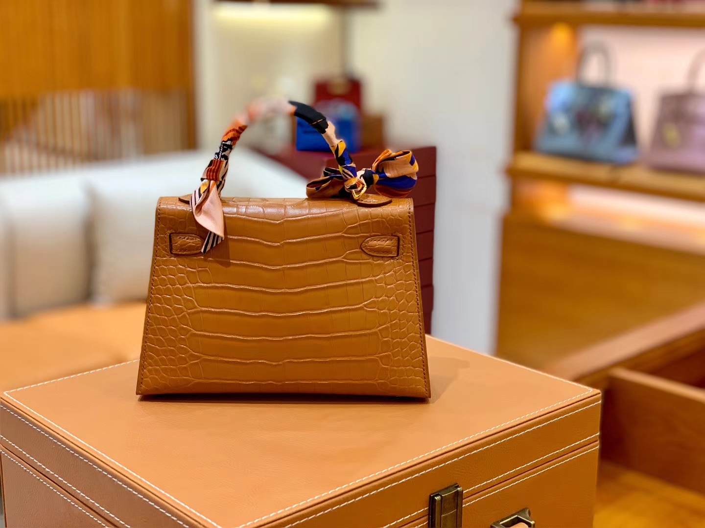 Hermès（爱马仕）Mini Kelly 19cm 金棕色 金扣 一级 美洲 鳄鱼皮 臻品级别