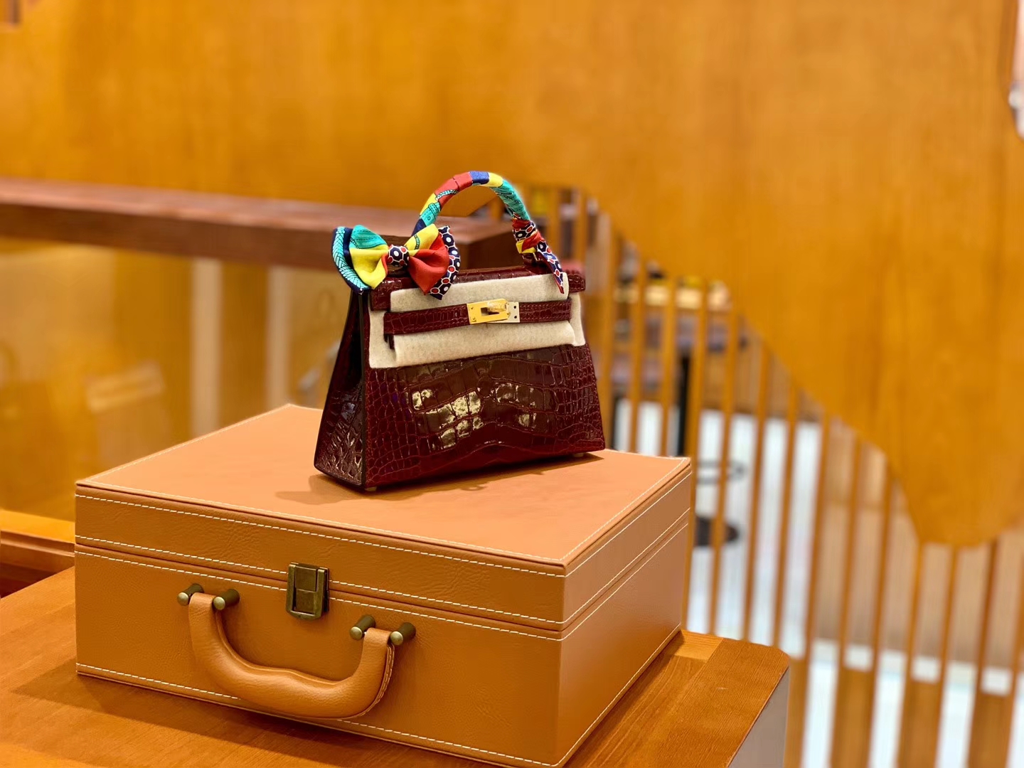 Hermès（爱马仕）Mini Kelly 19cm 波尔多酒红 金扣 一级 美洲 鳄鱼皮 臻品级别