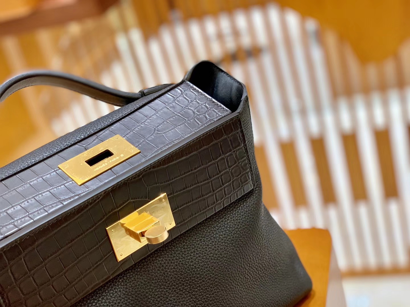 Hermès（爱马仕）Kelly-2424 黑色 原厂御用顶级小牛皮拼鳄鱼皮 togo 金扣 29cm