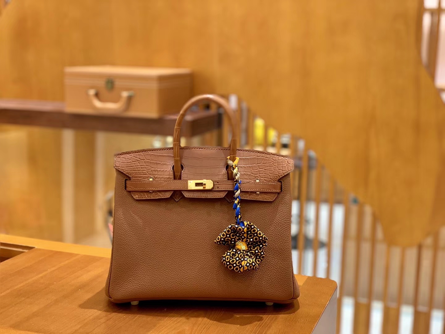 Hermès（爱马仕）Birkin Touch 25cm 焦糖 金棕 金扣 哑光鳄鱼皮 拼小牛皮 新货