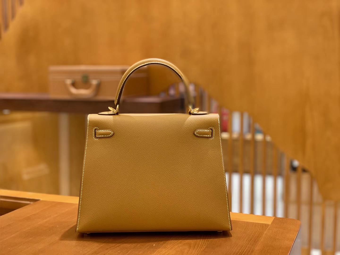 Hermès（爱马仕）Kelly 28cm 金棕色 金扣 Epsom掌纹牛皮 全手工缝制 臻品级别