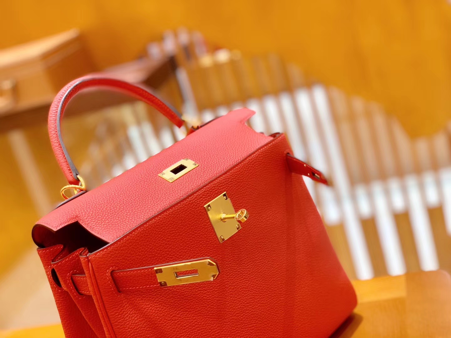 Hermès（爱马仕）Kelly 28cm 蕃茄红 金扣 Togo牛皮 全手工缝制 现货