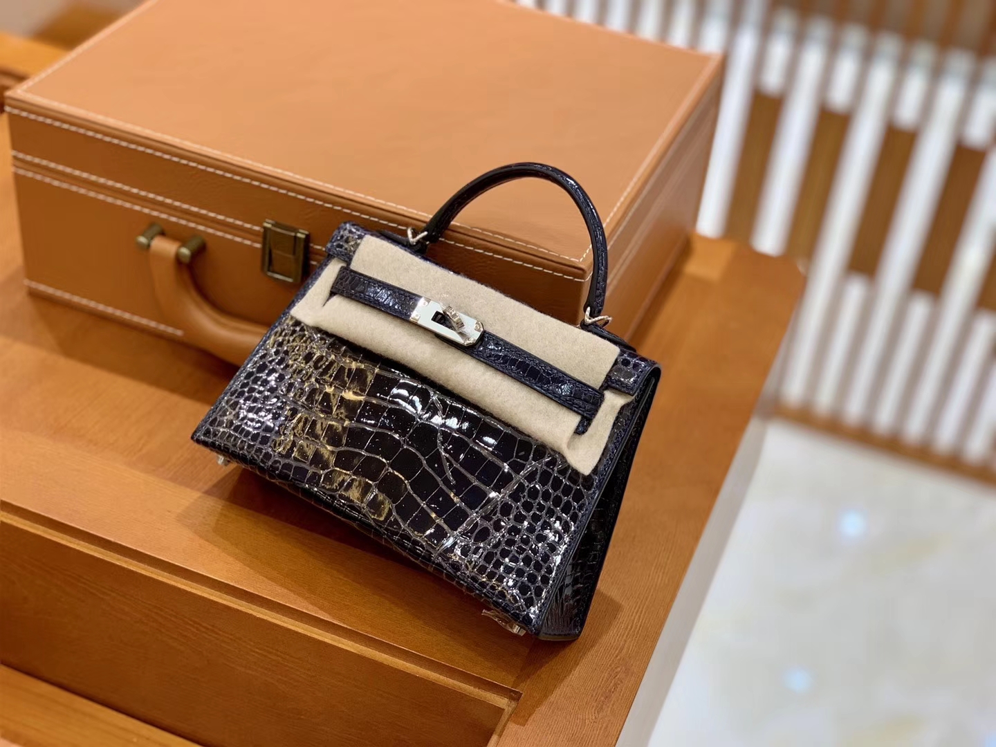 Hermès（爱马仕）Mini Kelly 19cm 午夜蓝 银扣 一级 美洲 鳄鱼皮 臻品级别