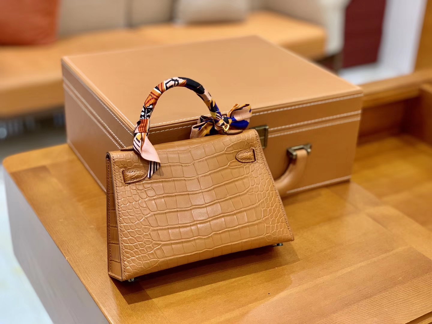Hermès（爱马仕）Mini Kelly 19cm 金棕色 金扣 一级 美洲 鳄鱼皮 臻品级别