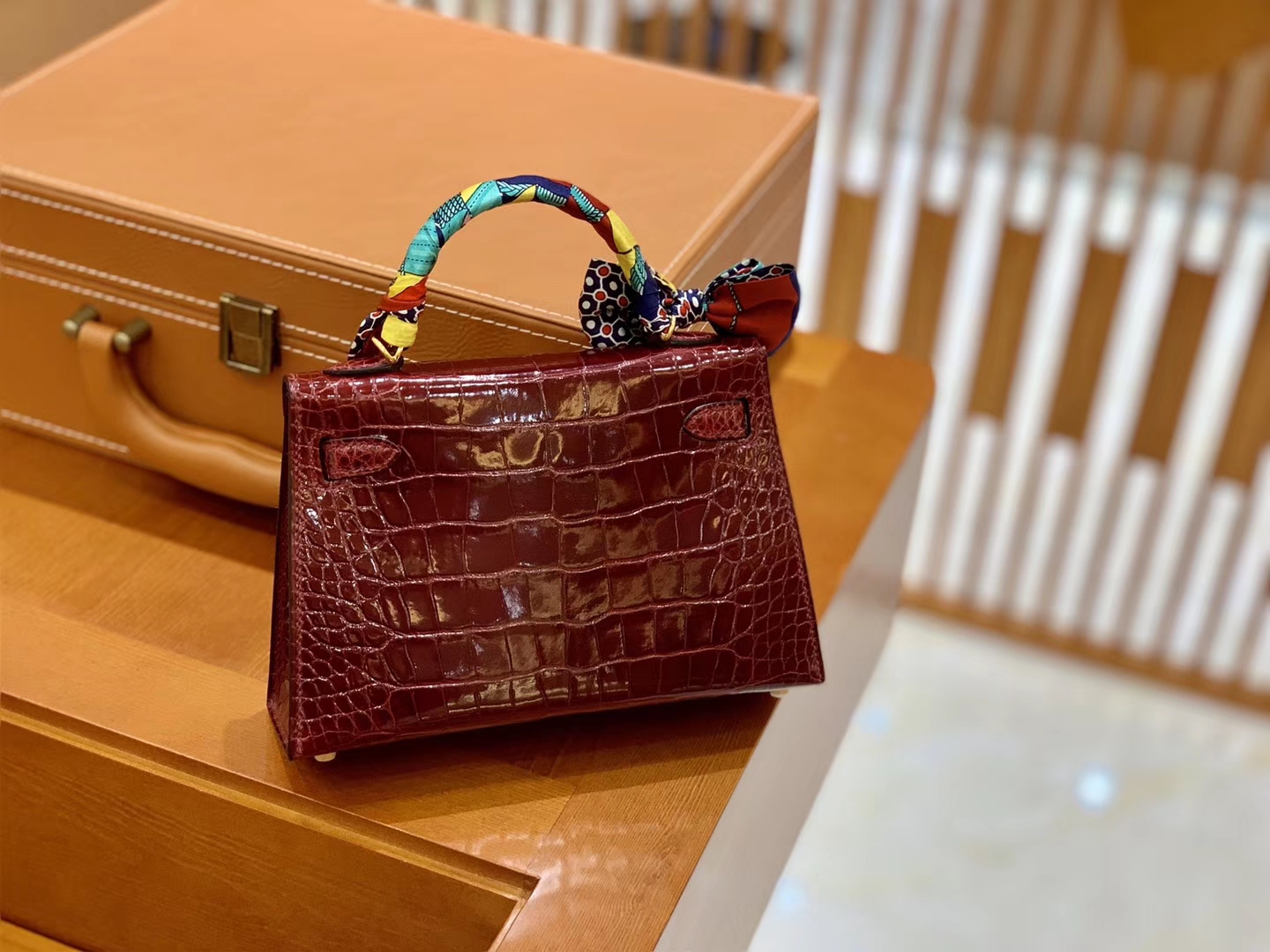 Hermès（爱马仕）Mini Kelly 19cm 波尔多酒红 金扣 一级 美洲 鳄鱼皮 臻品级别