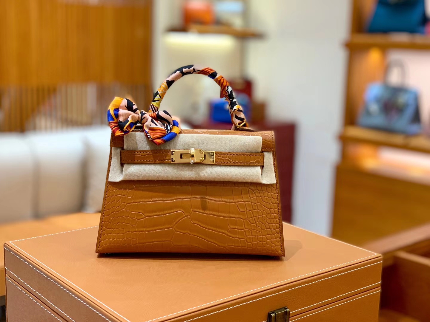 Hermès（爱马仕）Mini Kelly 19cm 金棕色 金扣 一级 美洲 鳄鱼皮 臻品级别