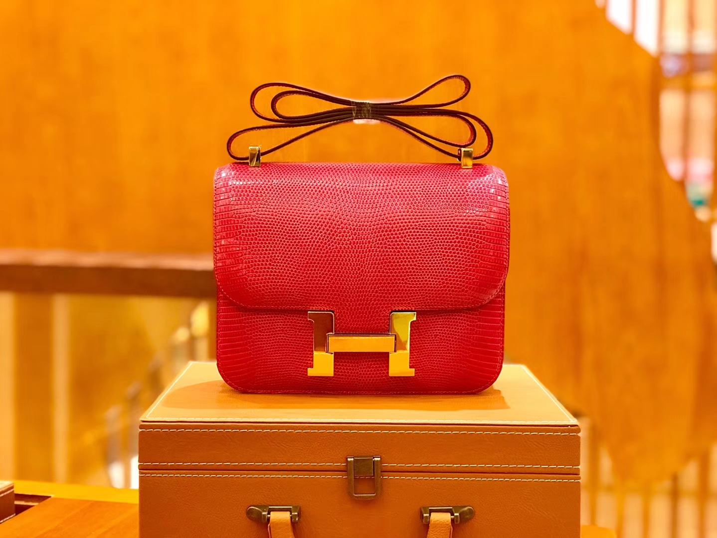 Hermès（爱马仕）Constance 空姐包 蜥蜴皮 桃红色 极致粉 24cm