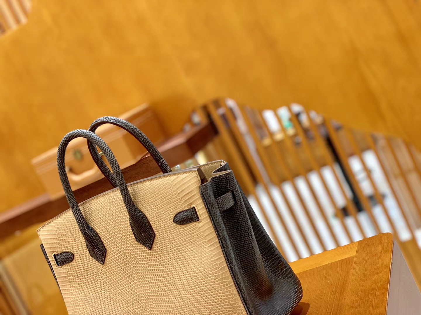 Hermès（爱马仕）Birkin 铂金包 锡器灰拼杏色 南非野生蜥蜴皮 银扣 25cm