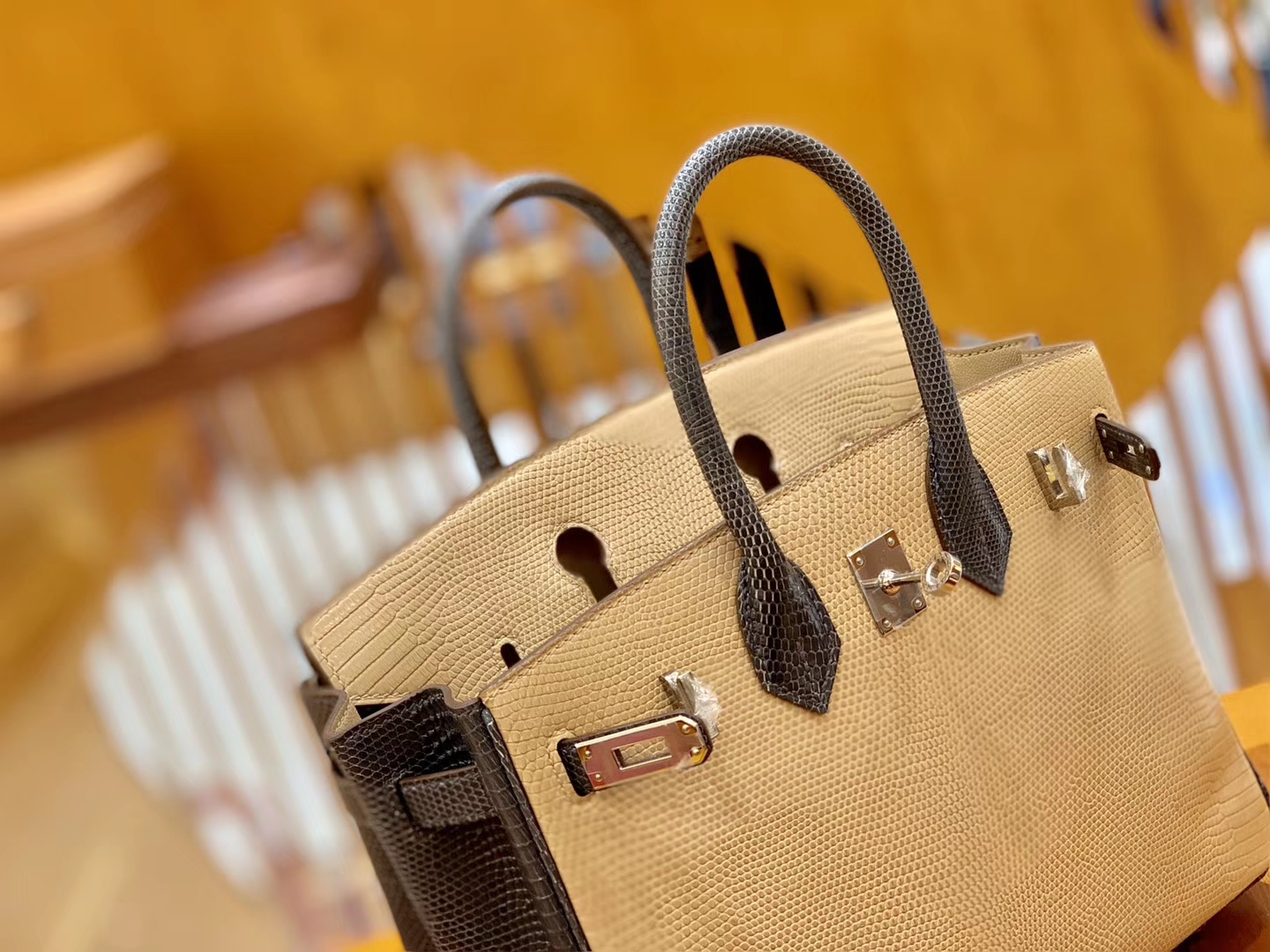 Hermès（爱马仕）Birkin 铂金包 锡器灰拼杏色 南非野生蜥蜴皮 银扣 25cm