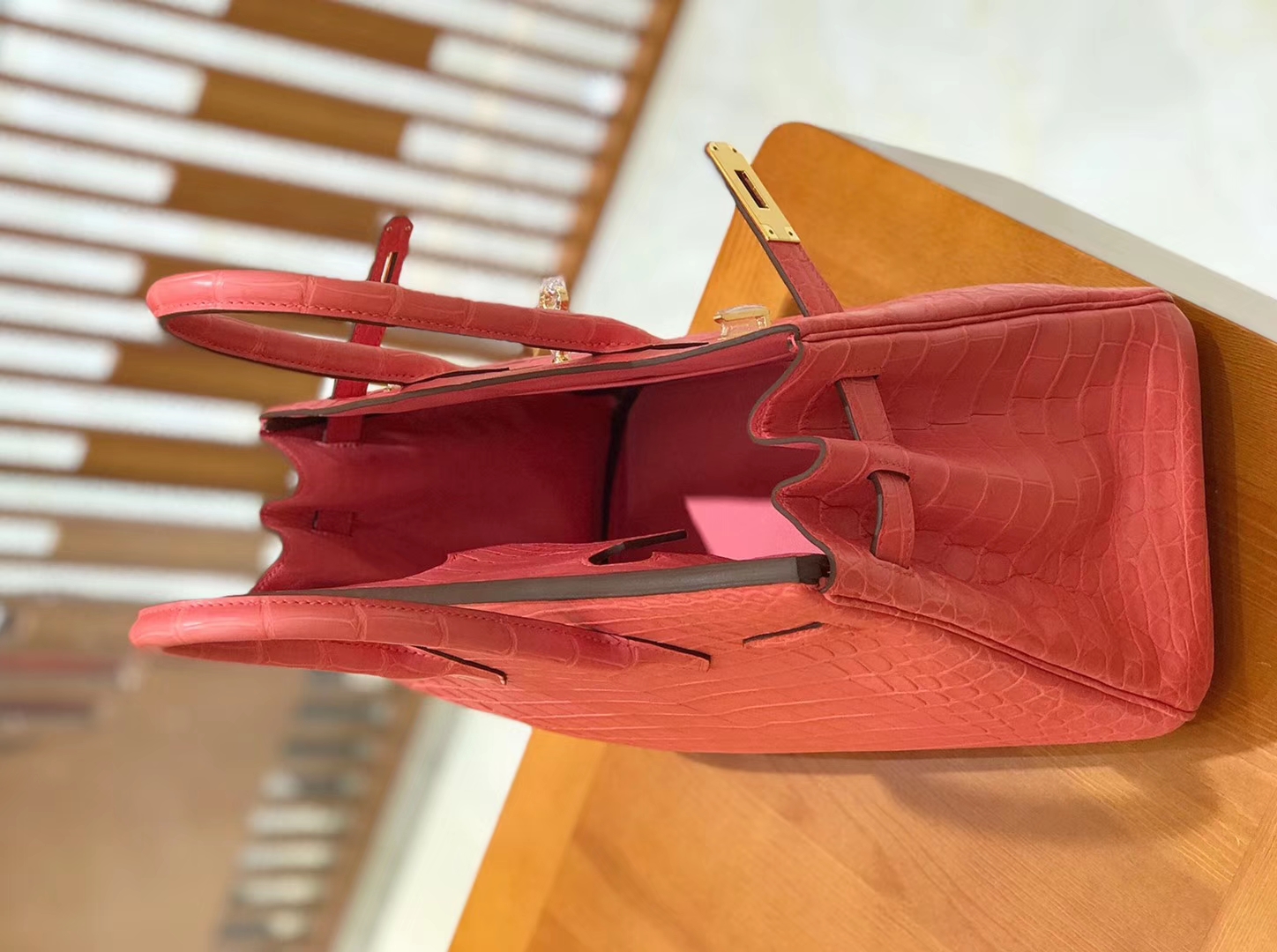 Hermès（爱马仕）Birkin 铂金包 尼罗鳄鱼皮 唇膏粉 30cm
