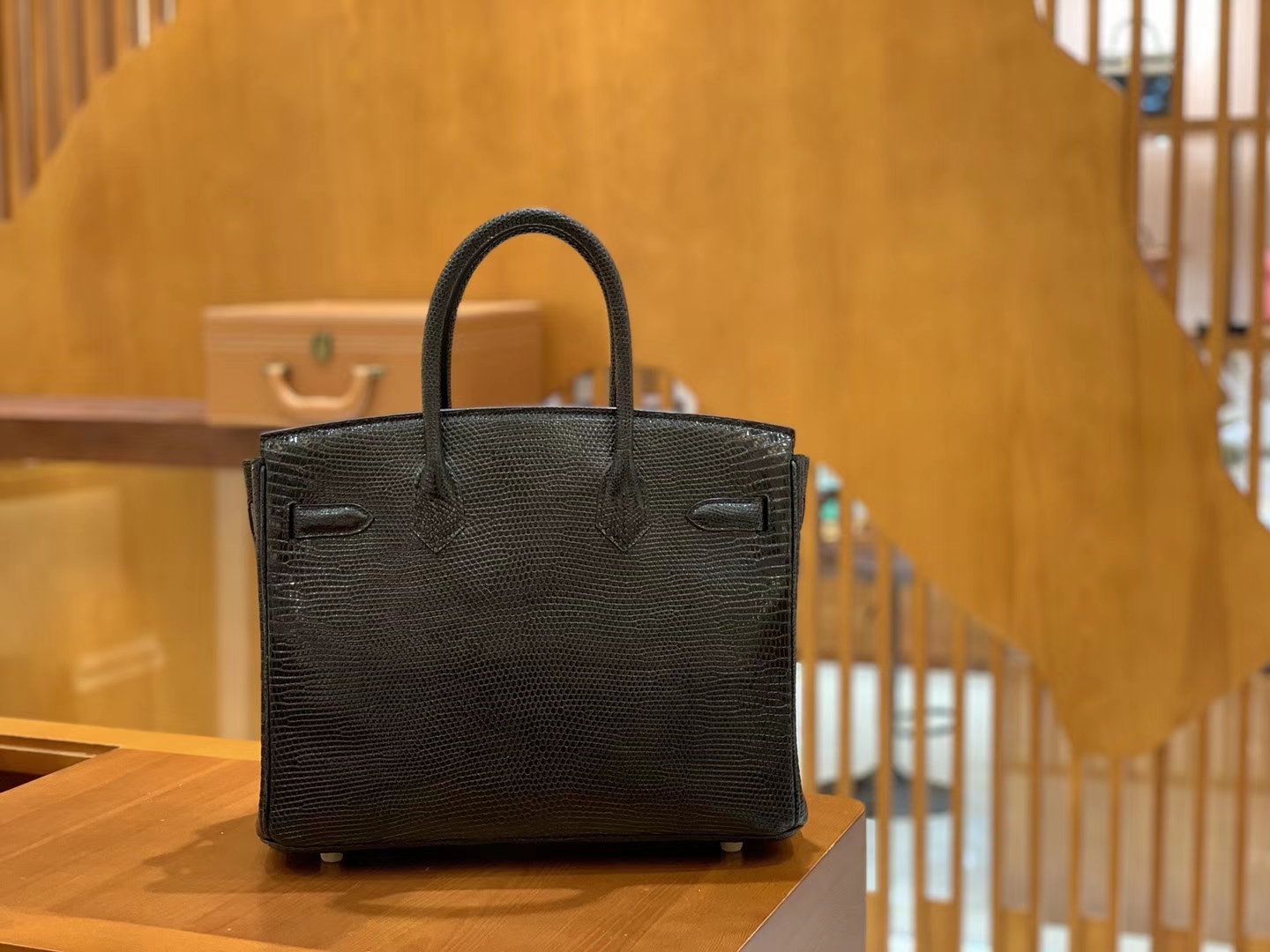 Hermès（爱马仕）Birkin 铂金包 经典黑 南非野生蜥蜴皮 金扣 30cm