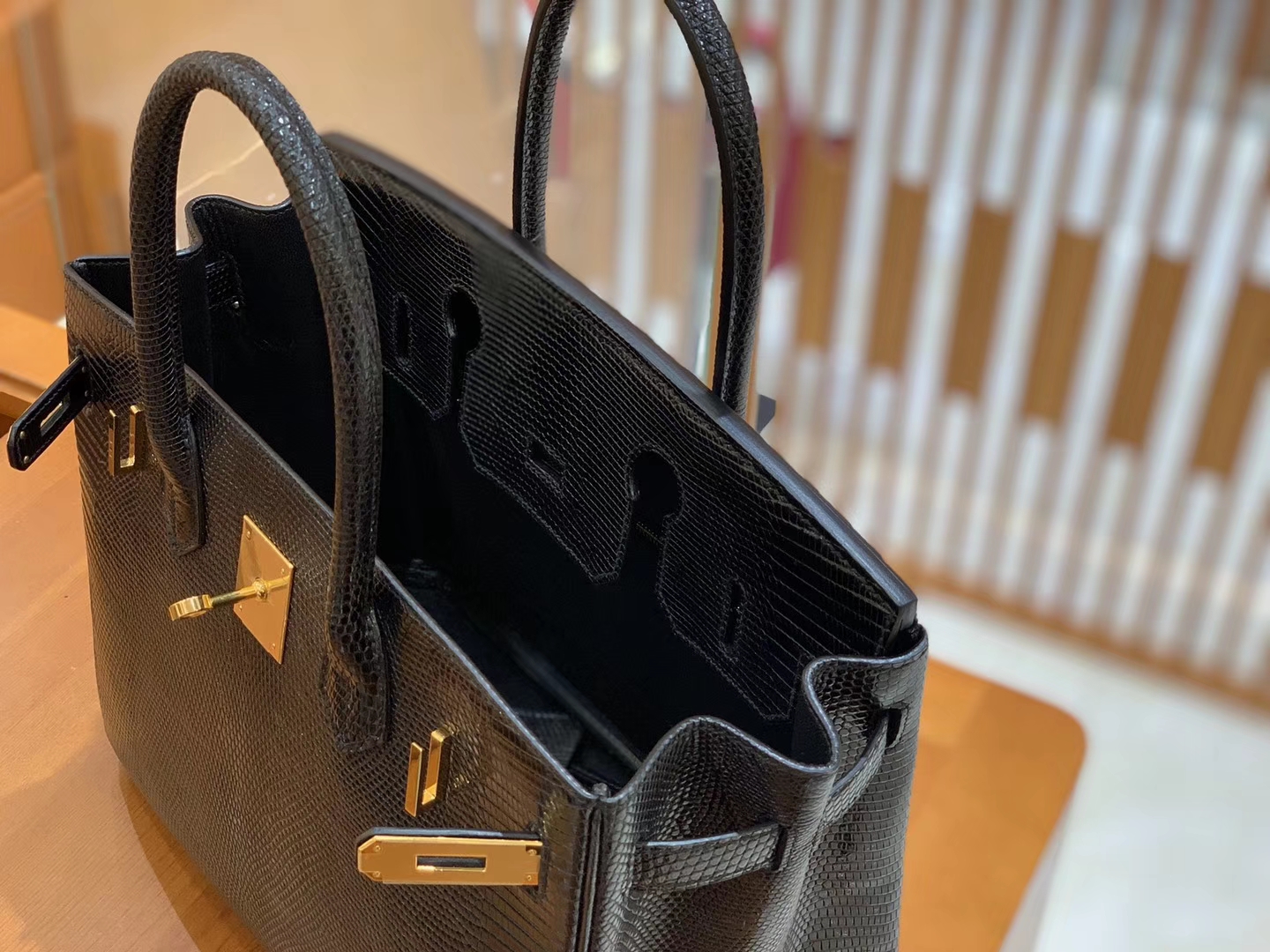 Hermès（爱马仕）Birkin 铂金包 经典黑 南非野生蜥蜴皮 金扣 30cm